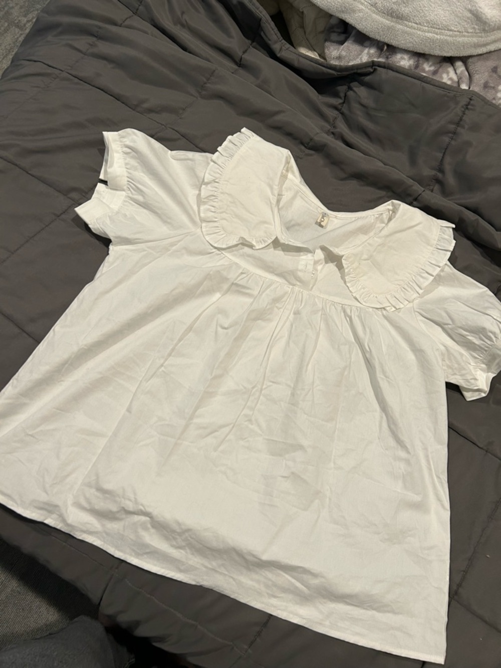 White Ruffle Collar Short Sleeve Blouse